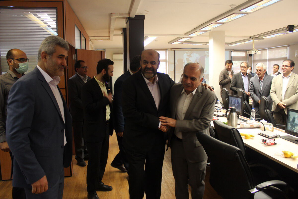 ODg0Mg9VCNJ8